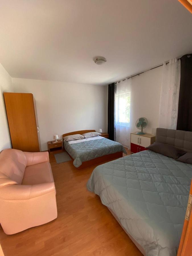 Room Sandra Матулі Екстер'єр фото