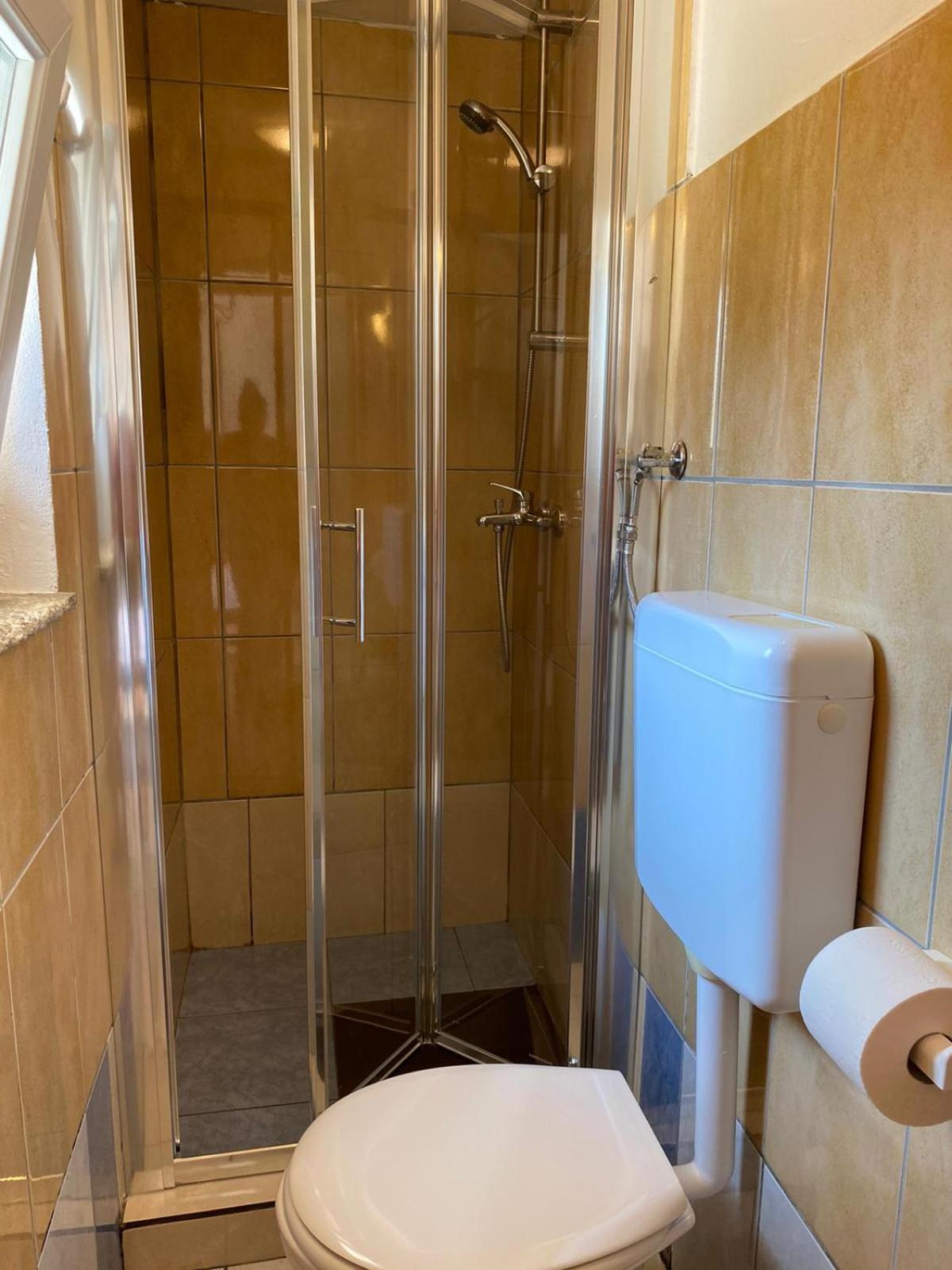 Room Sandra Матулі Екстер'єр фото